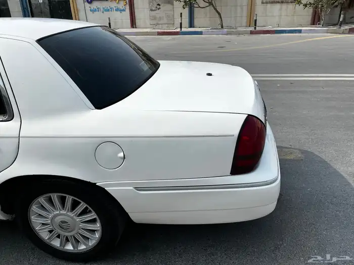 فورد مركيز موديل 2008 15