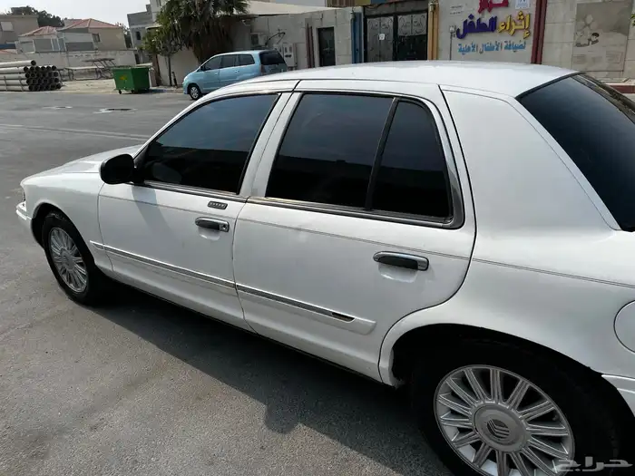 فورد مركيز موديل 2008 16