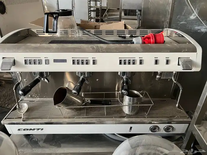 تصفية مستودع كامل تجهيزات مطابخ ومخابز وفنادق وكافيهات 12