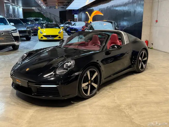 بورش Carrera Targa 4 موديل 2023م (وارد ساماكو) 1