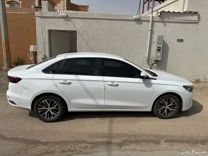 جيلي امجراند أوتوماتيك 7