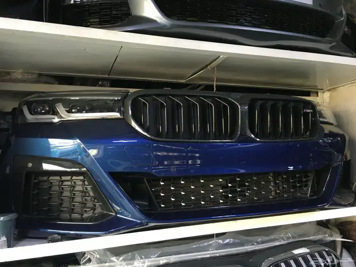 قطع غيار مستورد بي ام دبليو بجميع فئاتها بنزين و كهرباء 70