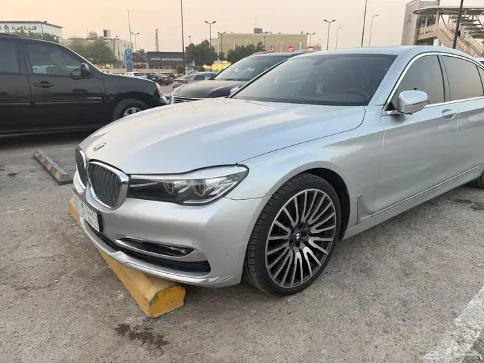 بي ام دبليو 730 4 سلندر جدا  فخم و اقتصادي 2