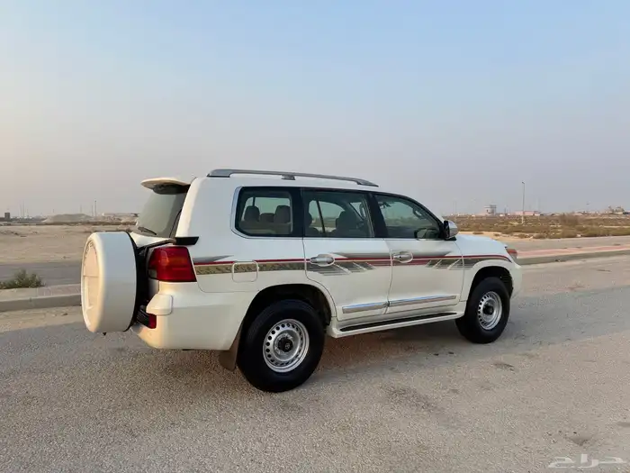 جيب لاندكروزر 2010 G 4