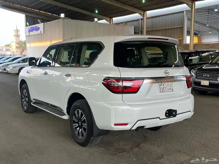 نيسان باترول 2023 6سلندر EX 5