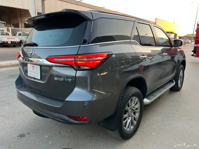 فورتشنر 2024 VX3 فل كامل سته سلندر بنزين 6