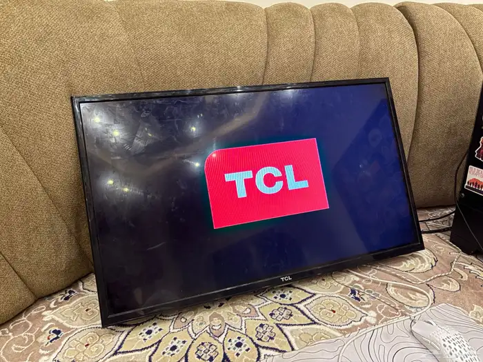 PCقينمق معه شاشة 32 بوصه و دركسون 1