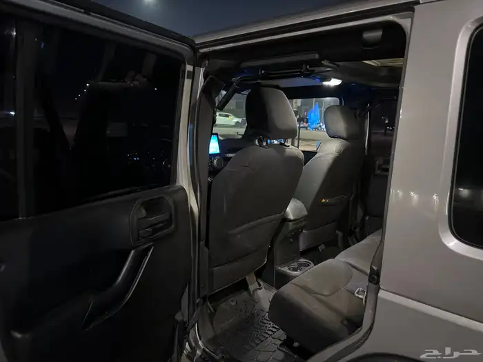 جيب رنجلر 2015 11