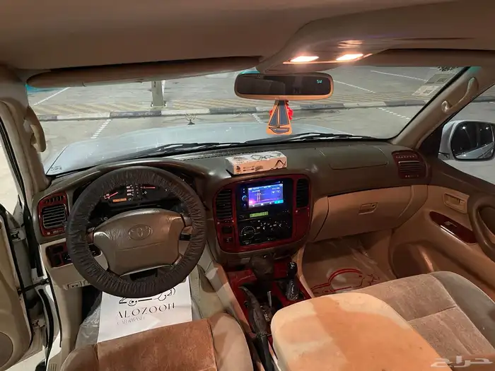 جيب لاندكروزر VX-R قمة النضافة 2002 21