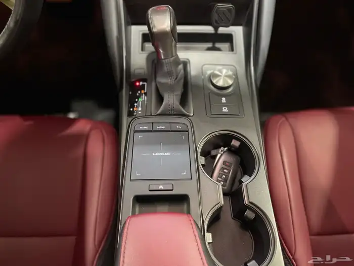 لكزس IS300 2023 11