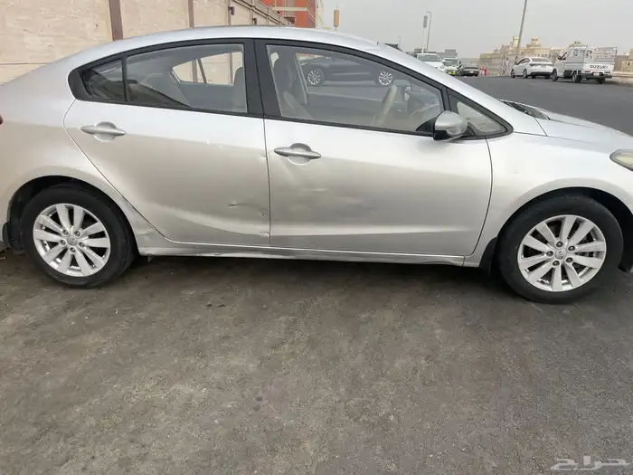 كيا سيراتو 2014 نظيفه جدا 1