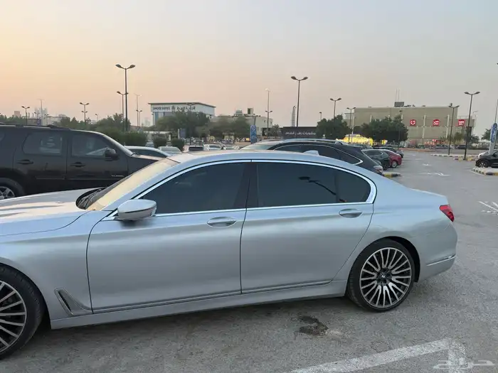 بي ام دبليو 730 4 سلندر جدا  فخم و اقتصادي 0