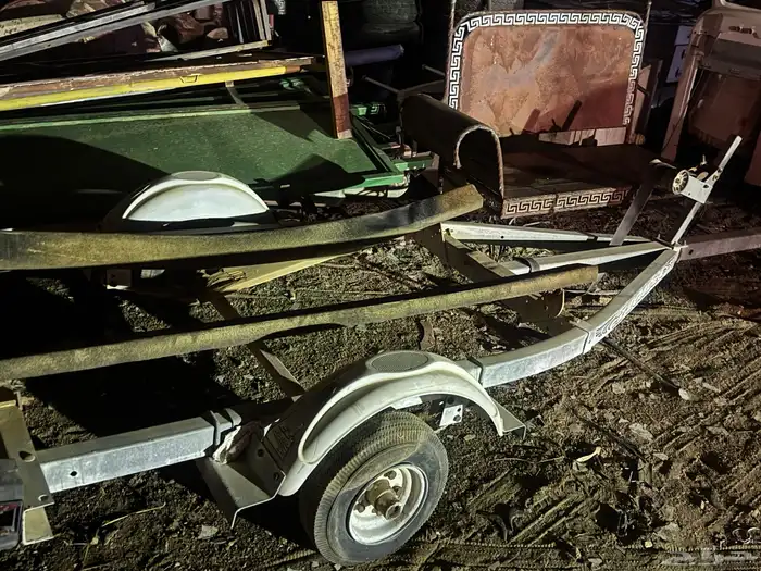 قلص دباب بحري 0