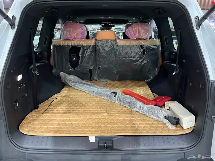 لكزس 2024 LX 600 فل كامل 14