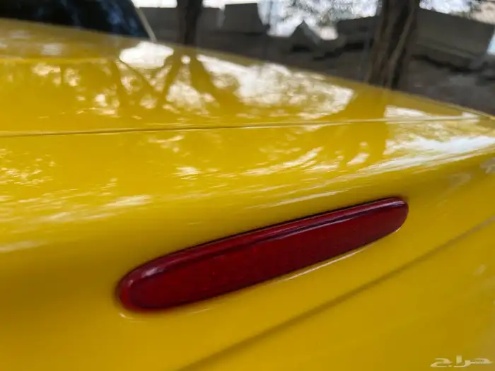 مخزن كشف ونيت بيك اب شيفرولية SSR موديل 2003 64