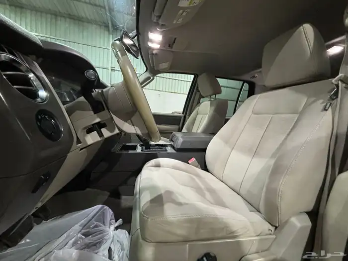 فورد اكسبديشن 2011 بدي وكاله قصير نص فل XLT سعودي 8