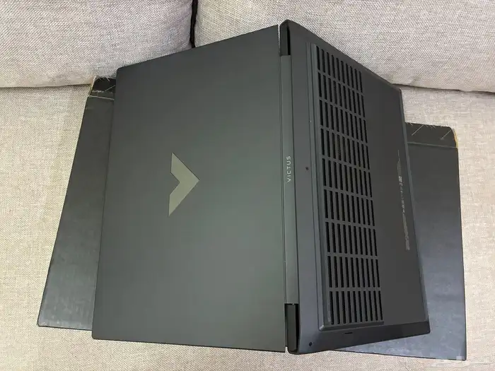 لابتوب جيمنج وتصميم رايزن 5 كارت شاشه RTX2050 9