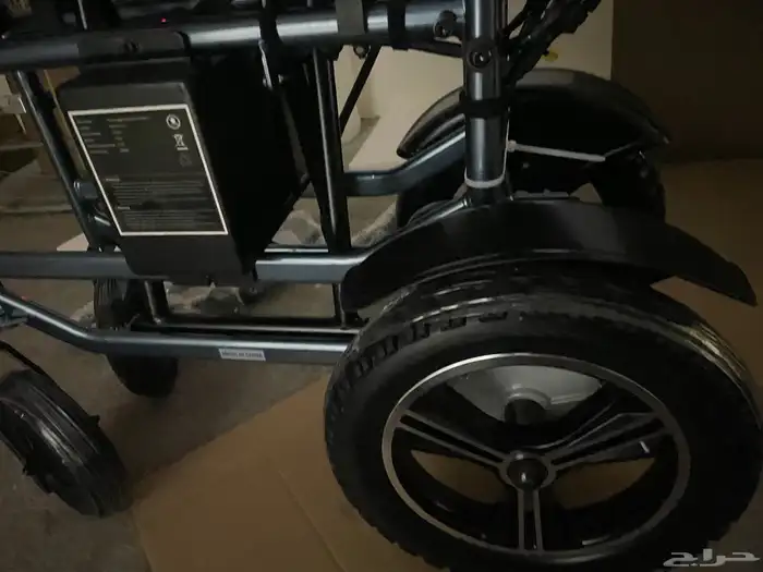 كرسي كهربائي متحرك 9