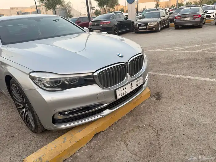 بي ام دبليو 730 4 سلندر جدا  فخم و اقتصادي 3