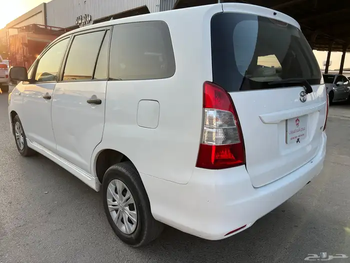 تويوتا انوفا 2013 اتوماتيك 5