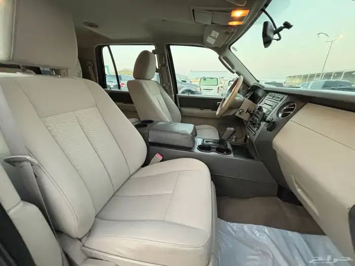 فورد اكسبديشن 2012 سعودي قصير بدون دبل 16