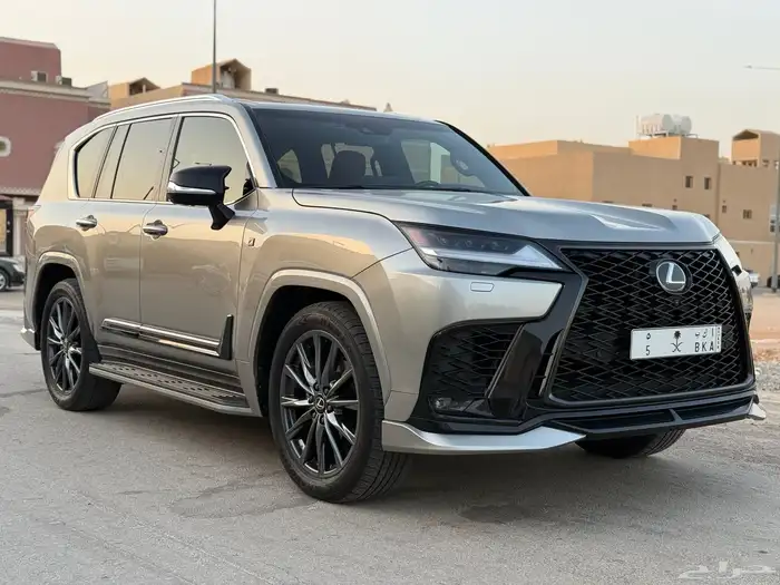 لكزس 2024 سعودي f سبورت 2
