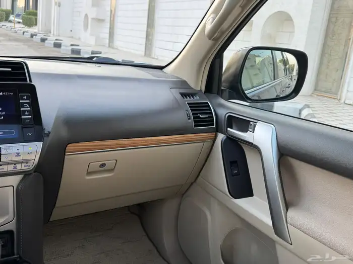 تويوتا برادو 2021 ((VX)) فل كامل 9