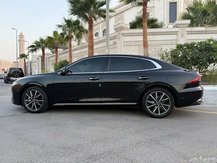 ازيرا 2022 ستة سلندر نظيفة جدا 6