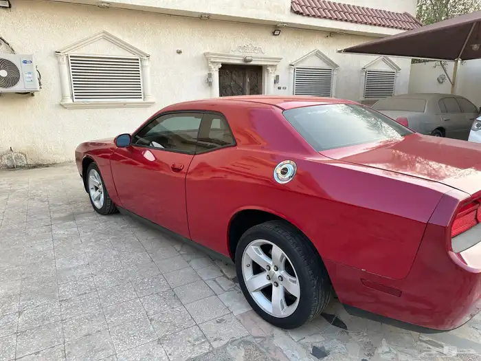 دودج تشالنجر sxt 2013 للبيع 2