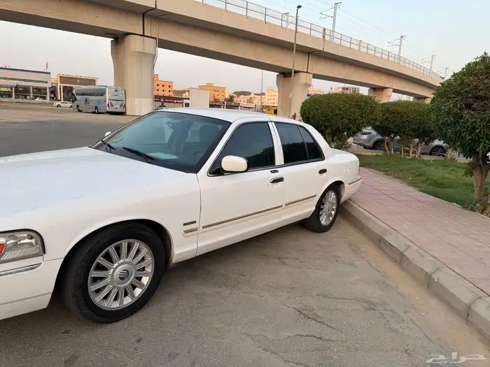 فورد ماركيز 2011 1