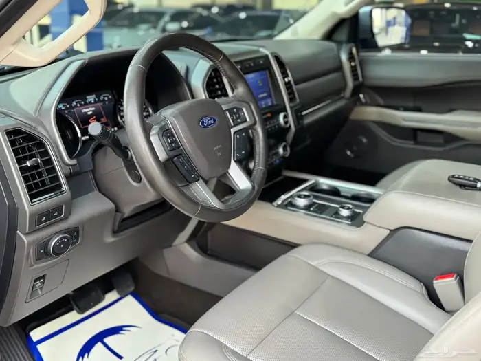 فورد اكسبديشن full options XLT 2021 4