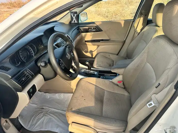 للبيع هوندا اكورد 13