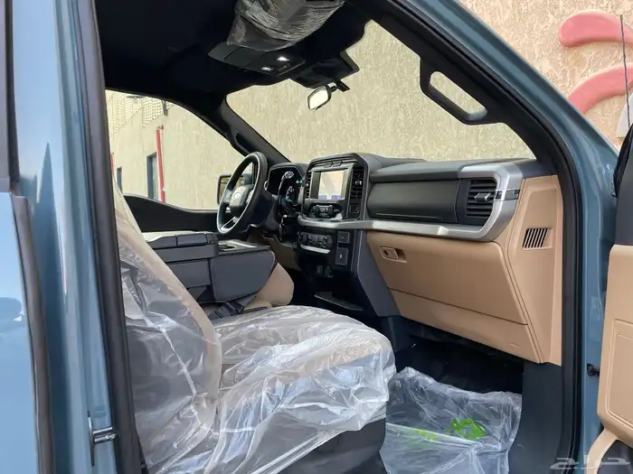 فورد F150 2023 بحالة الوكالة 38