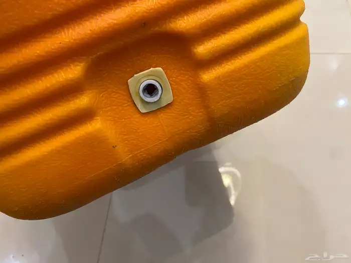 للبيع ثلاجه حقت بر و بحر 0