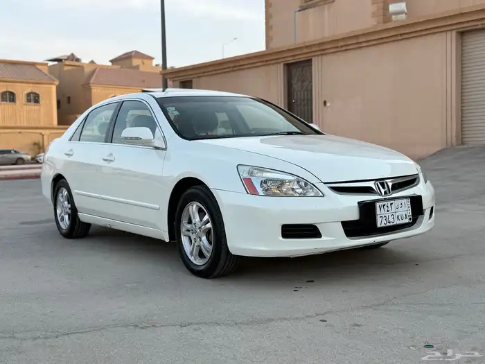 هوندا اكورد 2006 فل كامل جلد (تم البيع) 5