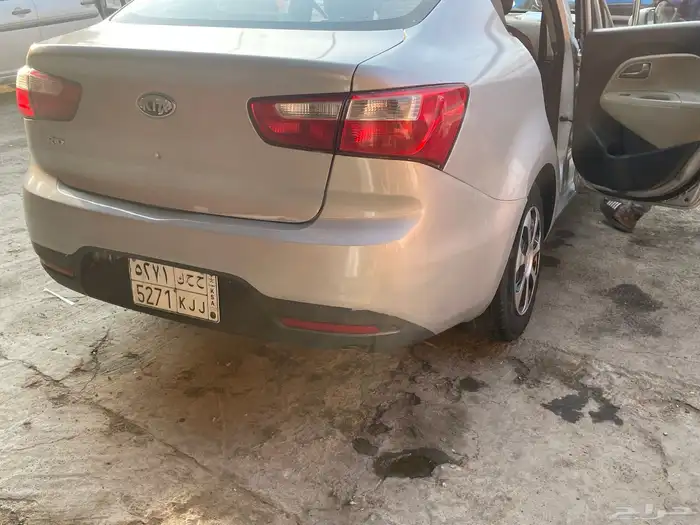 Kia ريو 2014. نظيفه 2