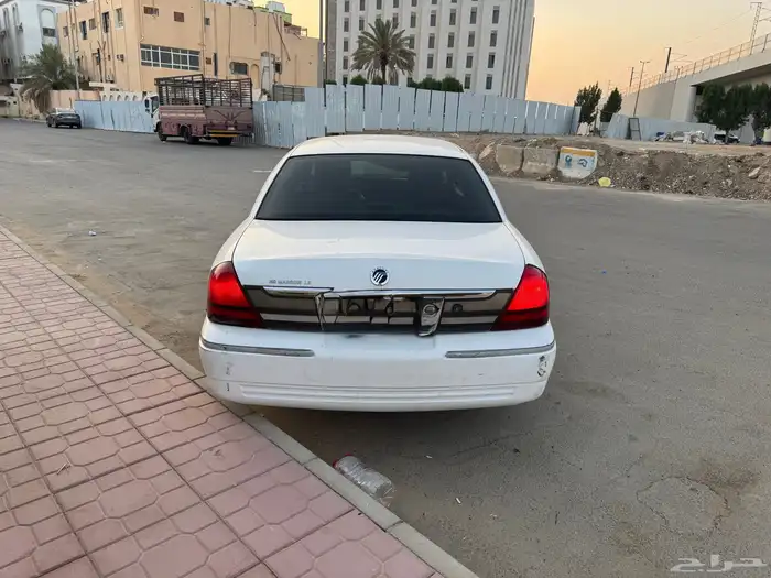 فورد ماركيز 2011 4