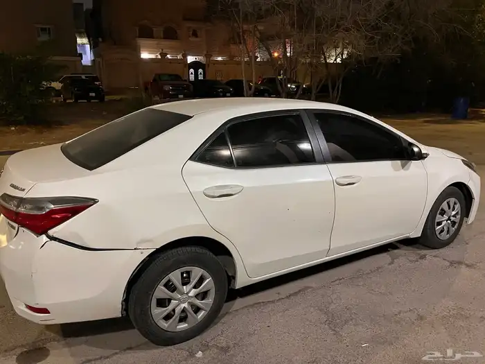 كورولا 2018 ستاندر للبيع 3