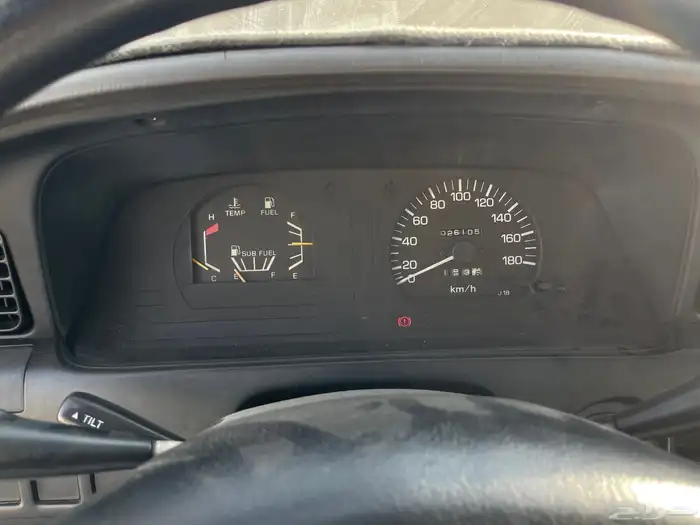 للبيع لاندكروزر 1991 ( مخزن ماشي 26 الف ) 13