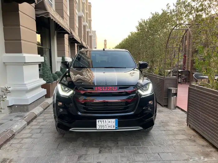 ايسوزو ديماكس GT 2024 شبه جديدة 19