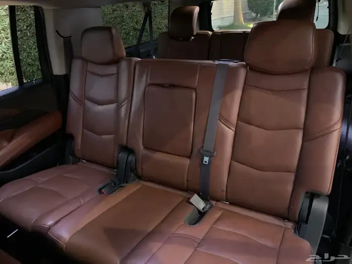 اسكاليد بريميوم 2017 بحالة الوكالة 18