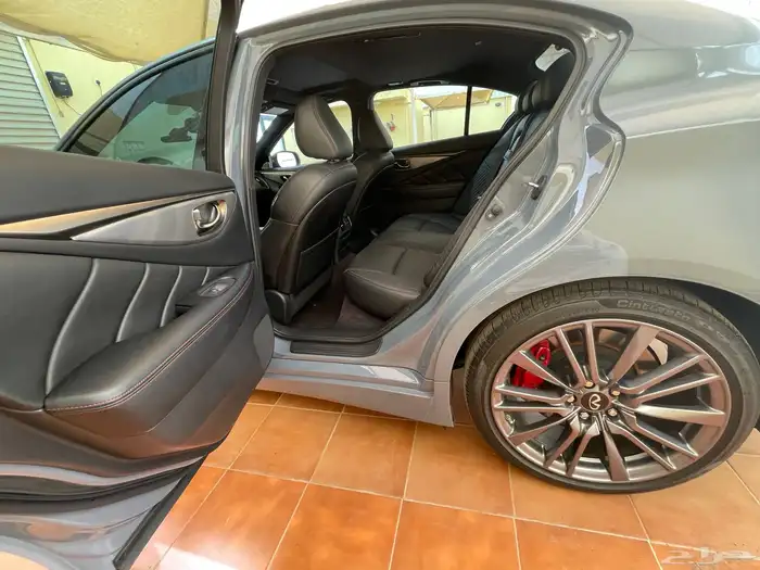 انفينتي Q50 Red Sport 2023 11
