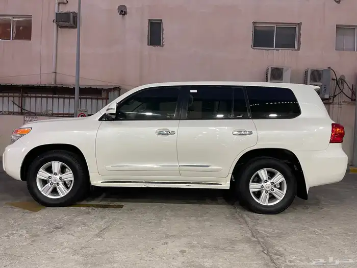 لاند كروزر موديل 2014 6