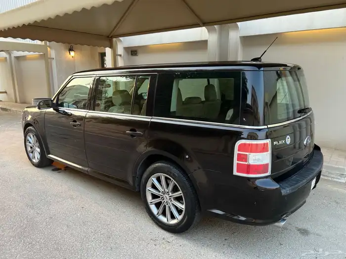 فورد فلكس 2014 10