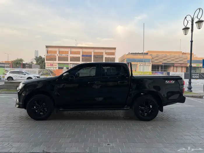 ايسوزو ديماكس GT 2024 شبه جديدة 6