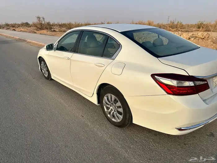 للبيع هوندا اكورد 11