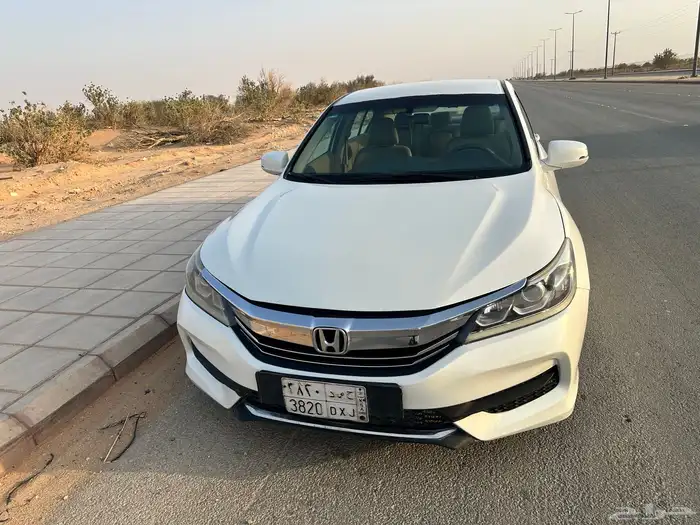 للبيع هوندا اكورد 10
