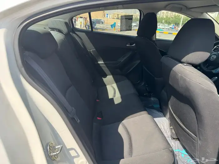 Mazda 3 2015 مازدا 13