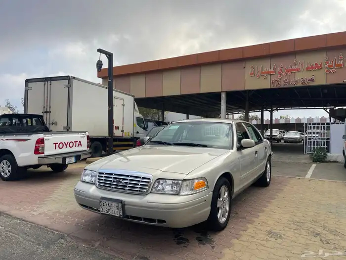 فورد كراون فكتوريا 2012 سعودي 3