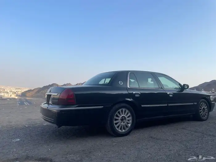 للبيع جراند ماركيز طويل ممشى قليل 2010 م 3